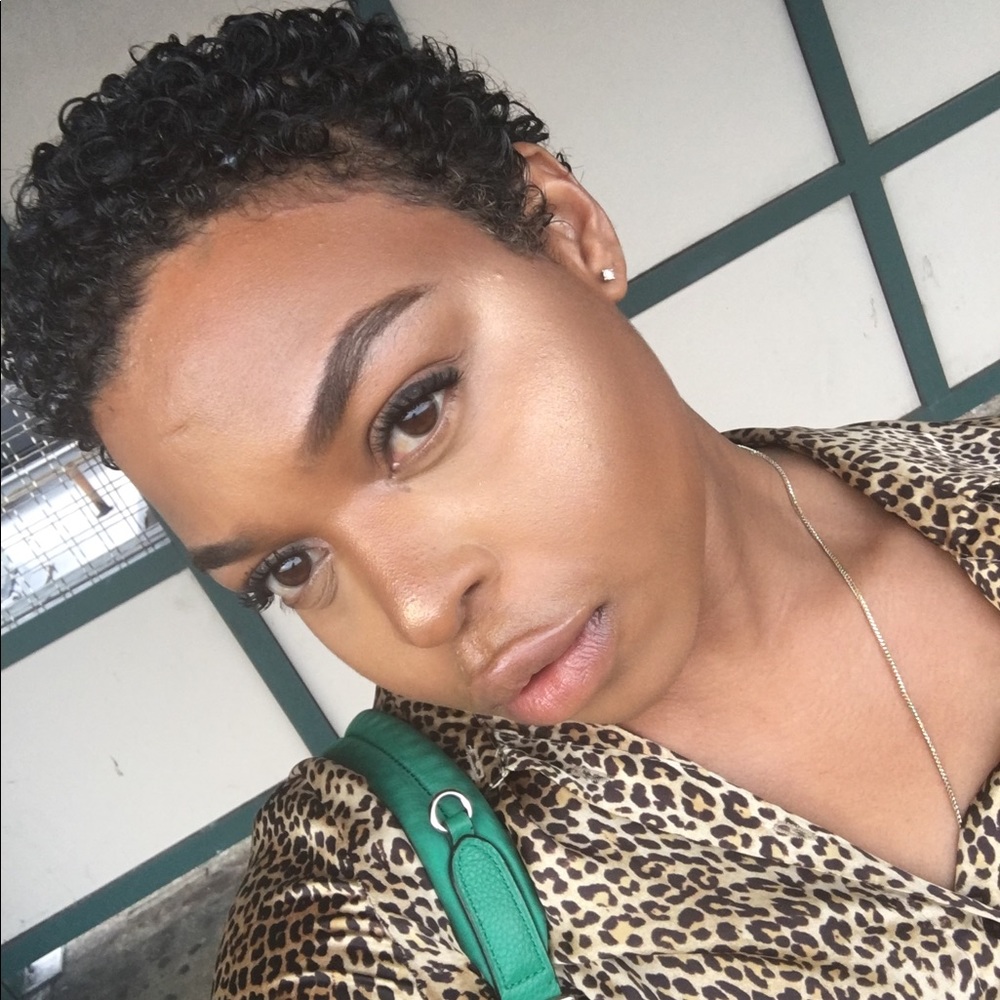 Meet your Posher, Jodi